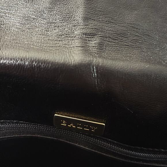 BALLY Quilted Chain Shoulder Bag Leather Black Gold Authentic - Picture 15 of 16